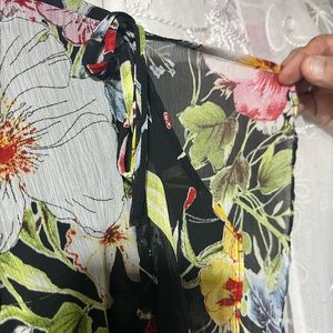 Colorful comfortable flowy top​